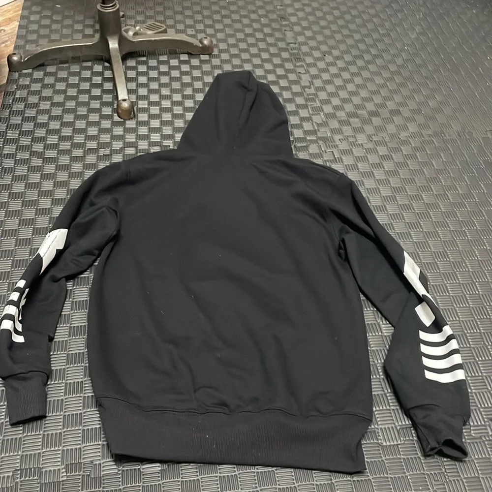 BTS korean singing group BTS black hoodie size small